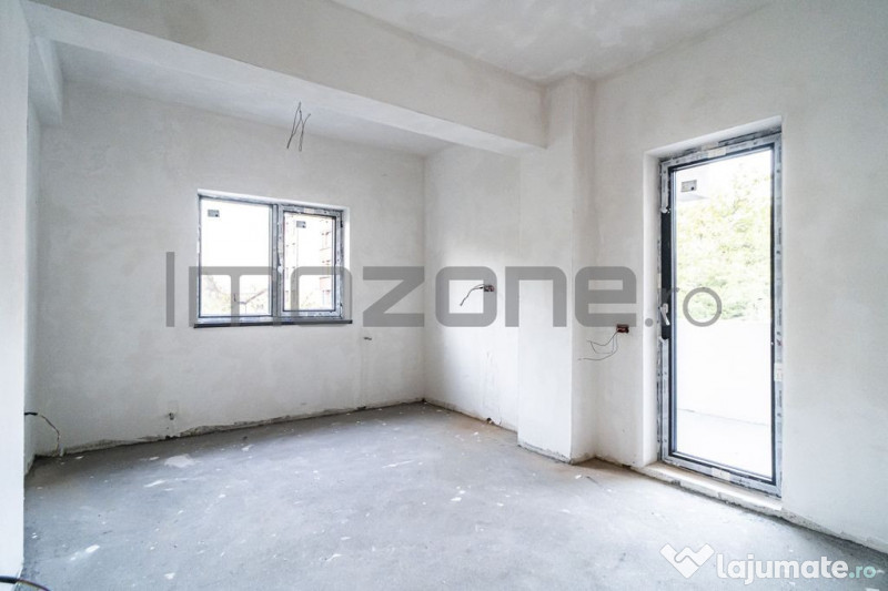 Ap. 3 Camere, 87 mp, decomandat, 2 balcoane, zona de case... 