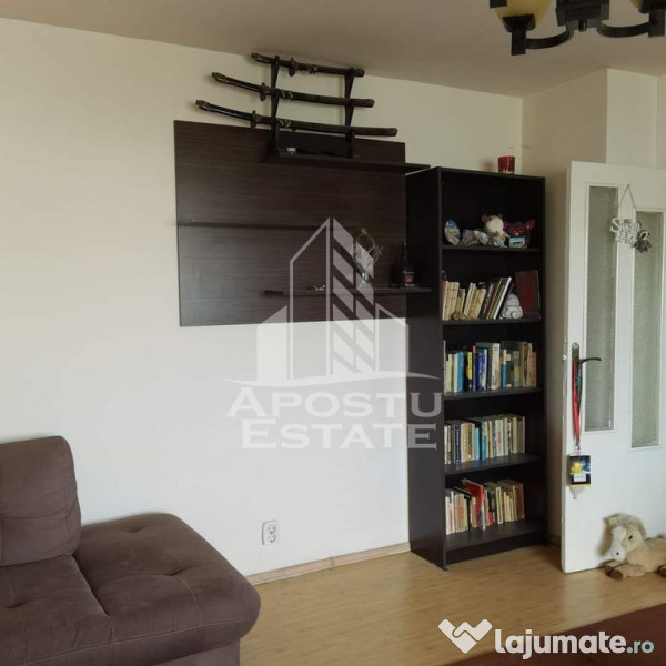 Apartament cu 2 camere, zona Badea Cartan 