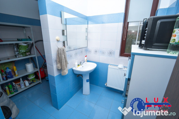 ID 3623 DE VÂNZARE Apartament 3 camere - CARTIER C5 