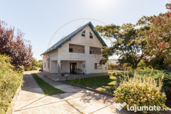 Casa visurilor cu livada roditoare si gradina amenajata Darm 