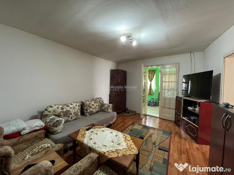 Belint, Casa, 4 Cam., 2.935 Mp. Teren 