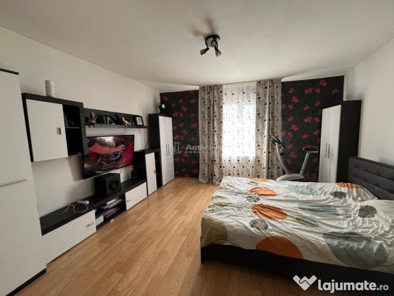 Belint, Casa, 4 Cam., 2.935 Mp. Teren 