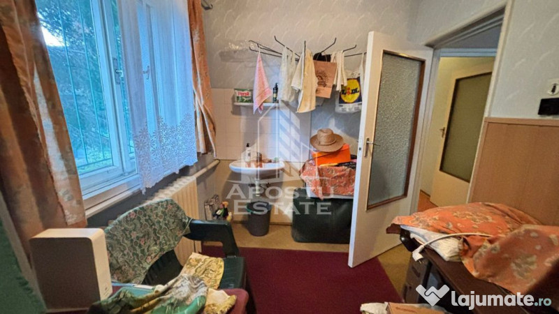 Casa individuala cu 3 camere și 2 bai, in zona Girocului 