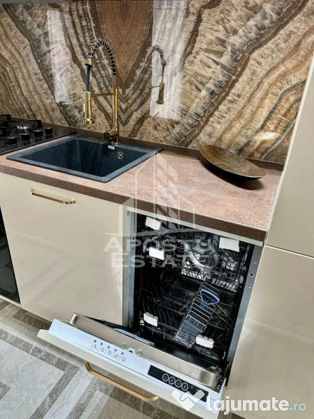 Apartament nou,3 camere si 2 bai,Dumbravita