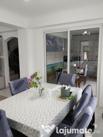 Vilă premium P+1 cu pod ,complet mobilată și utilată