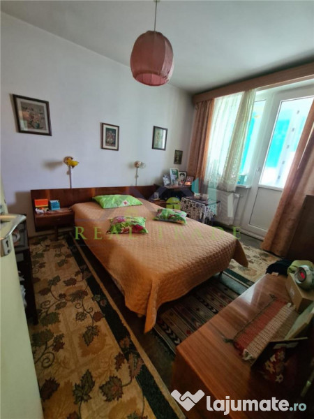 Apartament 3 camere zona Centrul- Civic