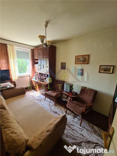 Apartament 3 camere zona Centrul- Civic