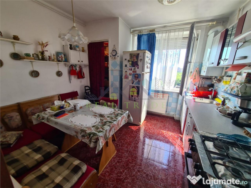 Apartament 3 camere zona Centrul- Civic