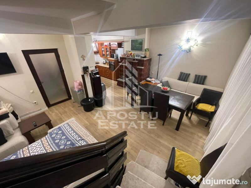 Vila tip duplex, P+1E+M, Poiana Marului 