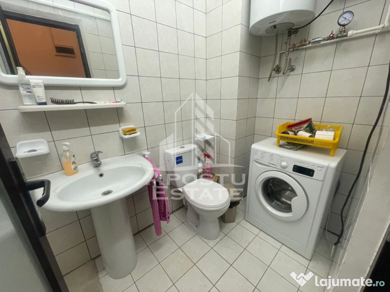 Vila tip duplex, P+1E+M, Poiana Marului 