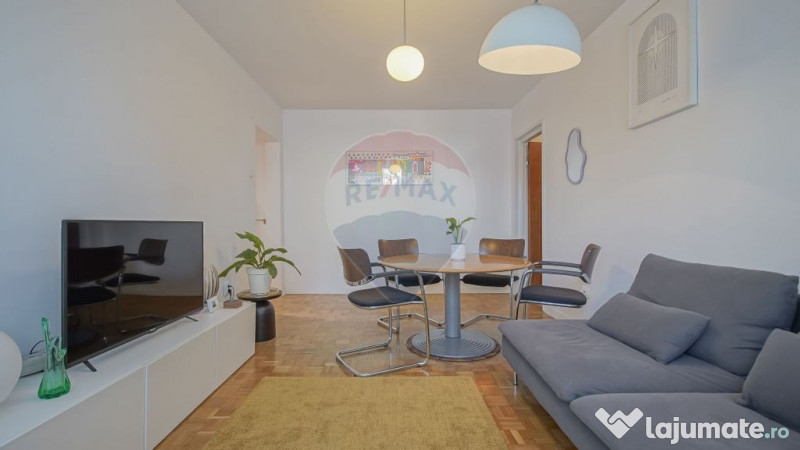 Apartament cu 3 camere de închiriat B-dul Victoriei 