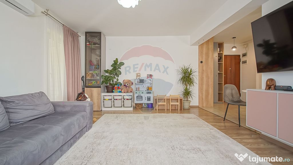 Apartament cu 2 camere și boxă de vânzare la Top City ... 