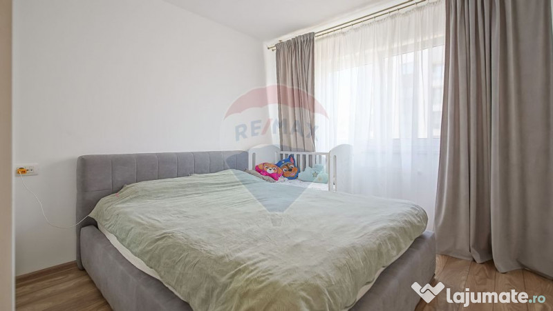 Apartament cu 2 camere și boxă de vânzare la Top City ... 