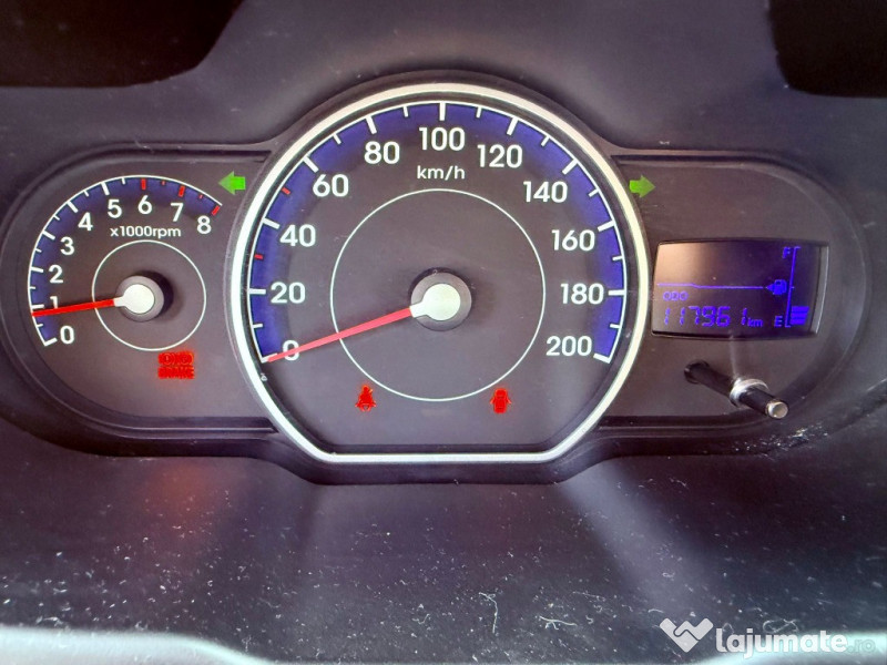 Hyundai i10, an fabricatie 2012, motor 1.1L benzina, 69 CP