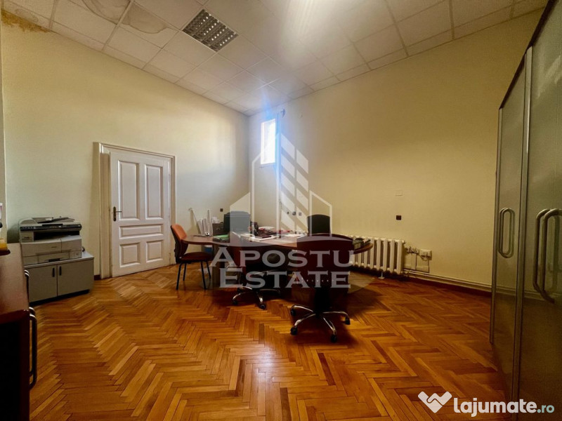 Apartament cu 5 camere,zona Ultracentral
