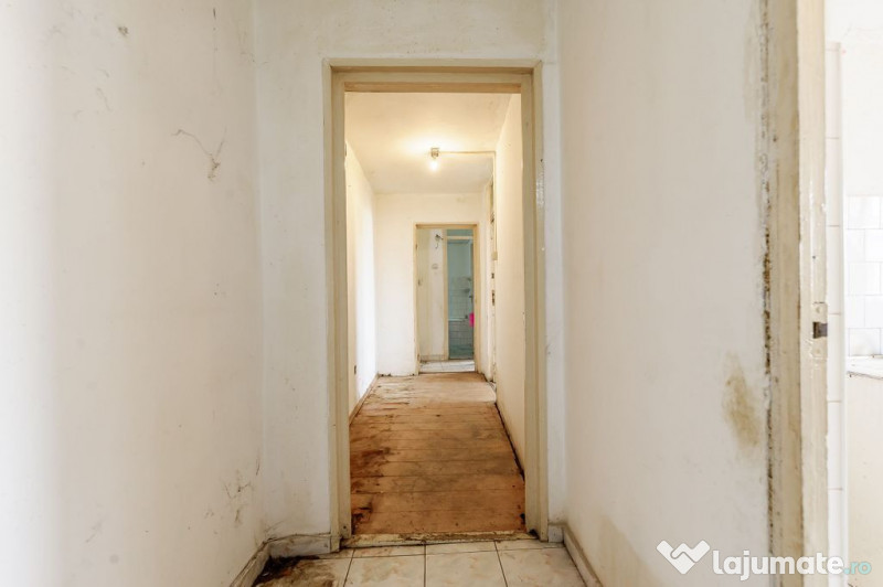 VANDUT ! Apartament accesibil cu 2 camere, în zona 500 M...