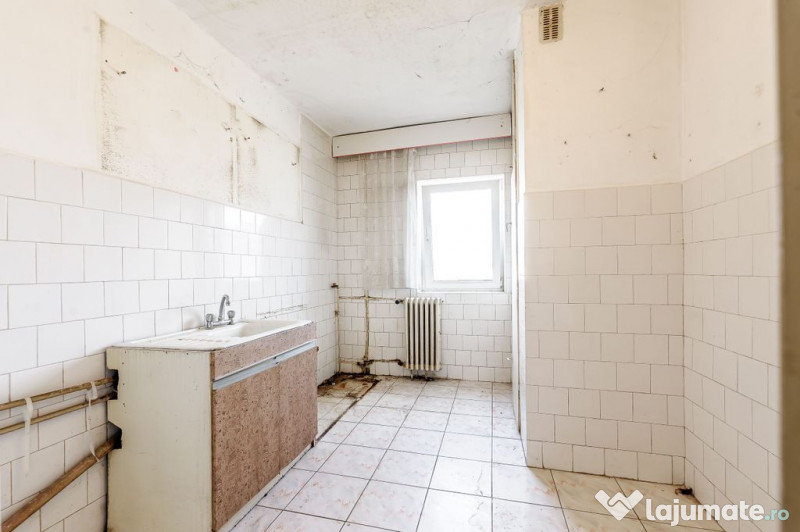 VANDUT ! Apartament accesibil cu 2 camere, în zona 500 M...