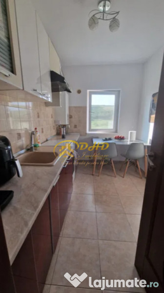 Apartament de vanzare 2 camere D Bucium 