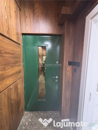 Vila interbelica, renovata elegant (2024), Garaj propriu, Mo 