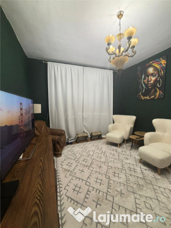 Vila interbelica, renovata elegant (2024), Garaj propriu, Mo 