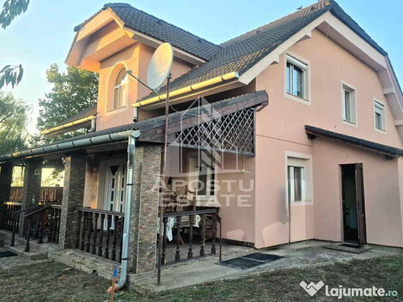 Vilă, de vanzare, la intrare in Macea, ZERO comision 