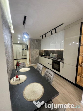 Garsoniera de inchiriat zona Baba Novac 