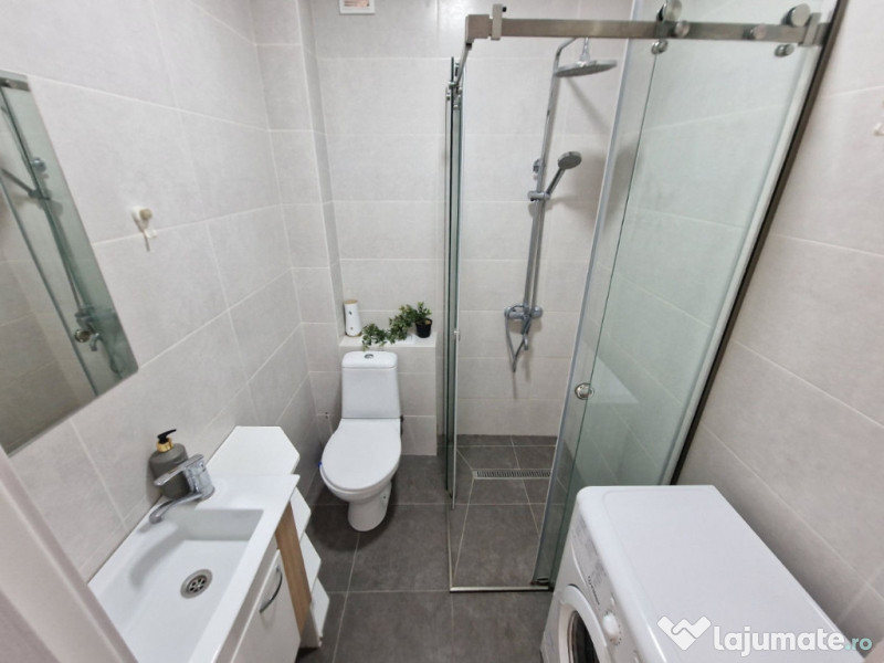 Garsoniera de inchiriat in zona P-ta Victoriei