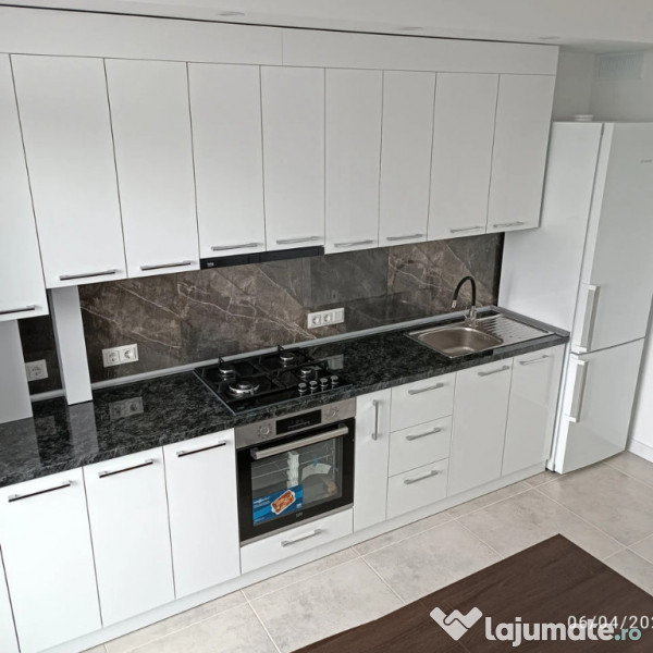 Garsoniera de inchiriat in zona Victoriei