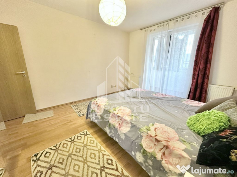 Apartament cu 3 camere, debara si terasa inchisa de 12 mp... 