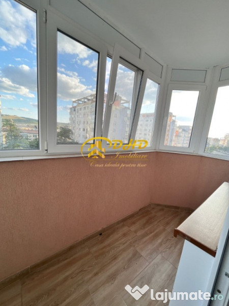 Două camere decomandat,zona Păcurari Postă,la bulevard,lift,CT 