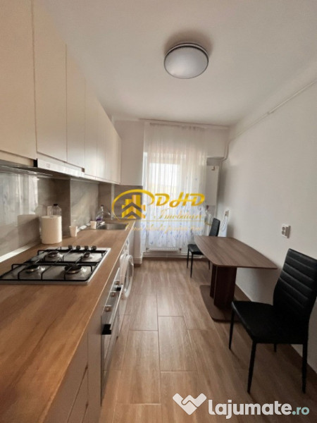 Două camere decomandat,zona Păcurari Postă,la bulevard,lift,CT 