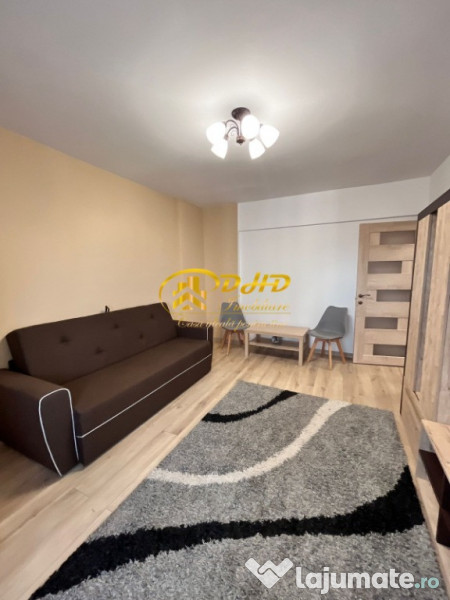 Două camere decomandat,zona Păcurari Postă,la bulevard,lift,CT 