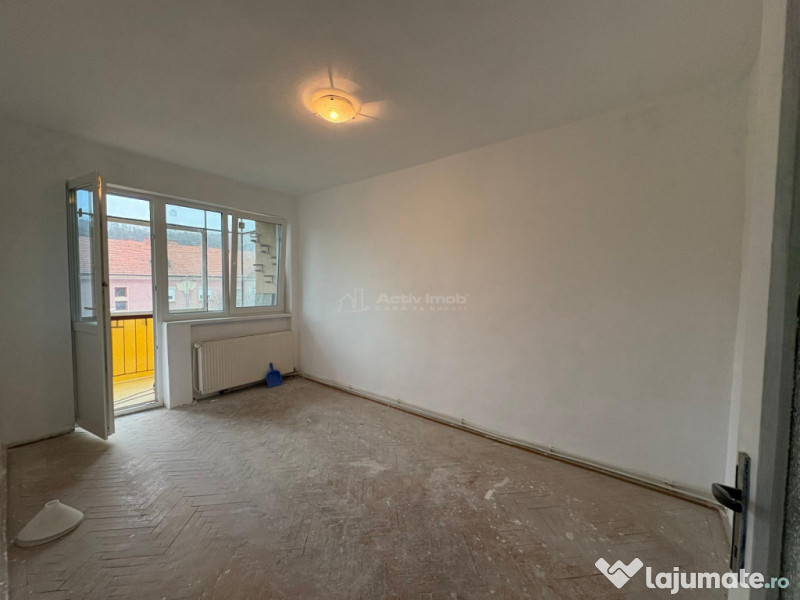 Resita,Ap.2cam, cf.1, Decom. Lunca 