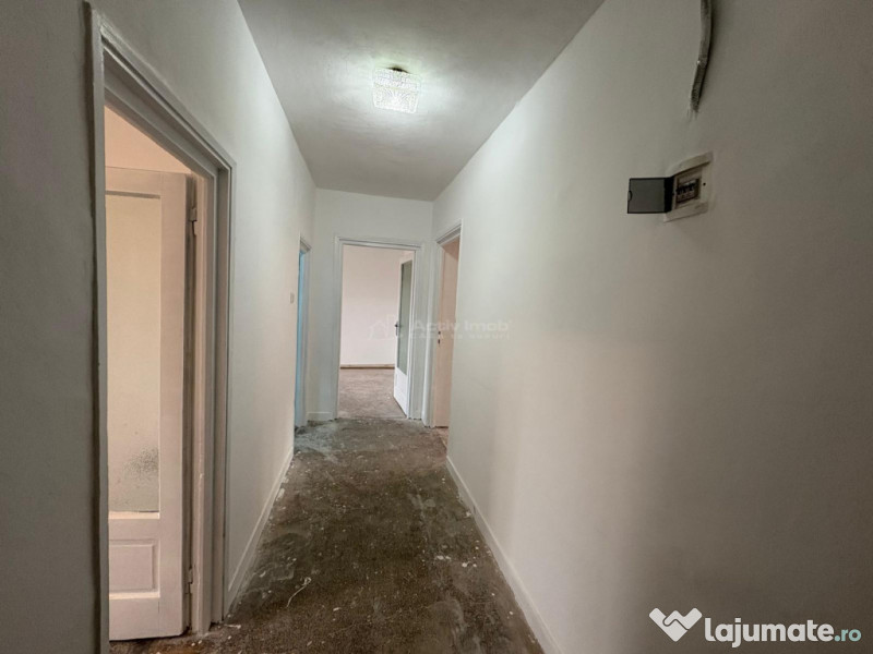 Resita,Ap.2cam, cf.1, Decom. Lunca 