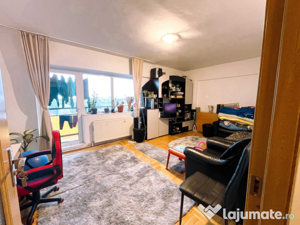 Apartament 3 camere structura mare zona Electrica- 13 Decemb