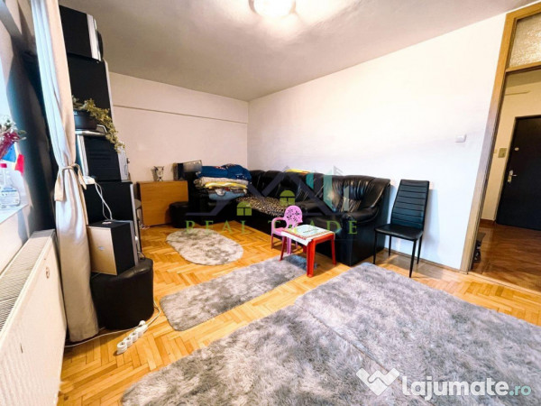 Apartament 3 camere structura mare zona Electrica- 13 Decemb