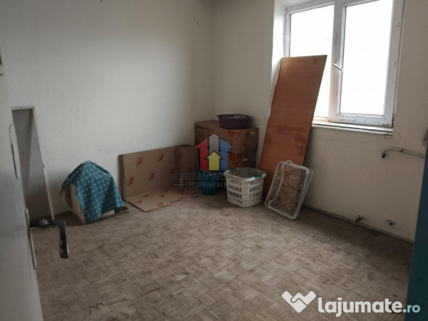 Super pret! Ap.2 cam, conf 2, Viziru 1, zona buna!