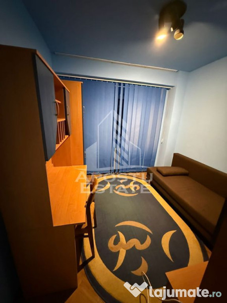 Apartament cu 3 camere | Decomandat | Etaj 2/4 | Centrala...