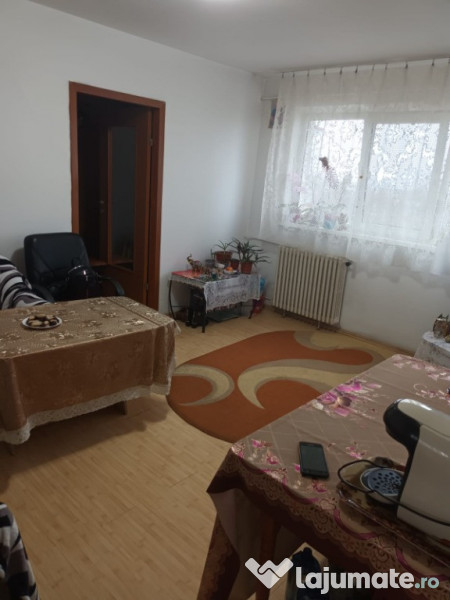 Apartament 2 camere in Ploiesti, zona Mihai Bravu