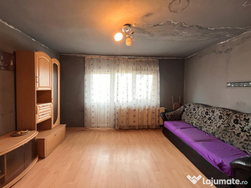 Lugoj, Apartament 3 Cam. 84 Mp. Micro 4, Acoperis Nou