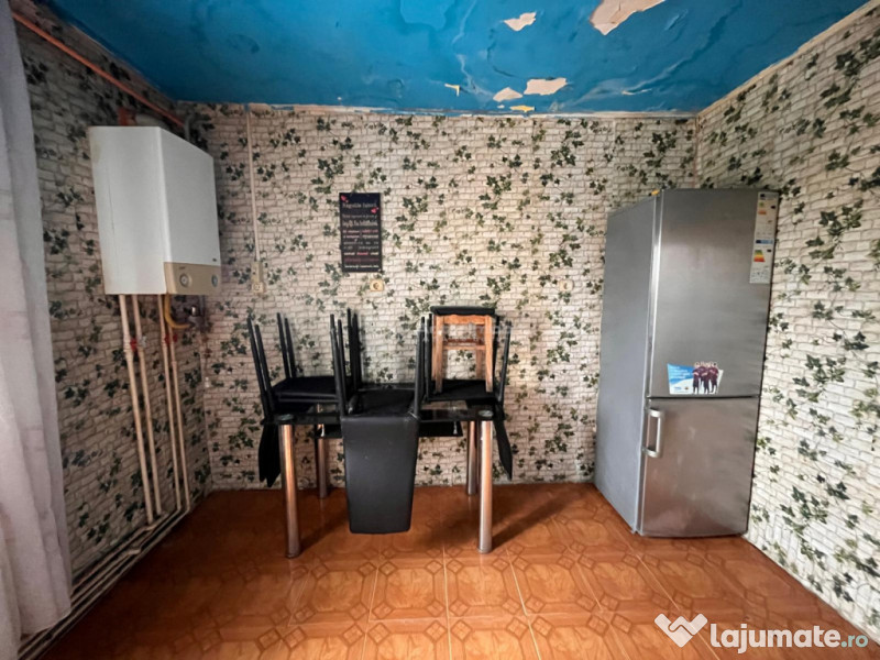 Lugoj, Apartament 3 Cam. 84 Mp. Micro 4, Acoperis Nou