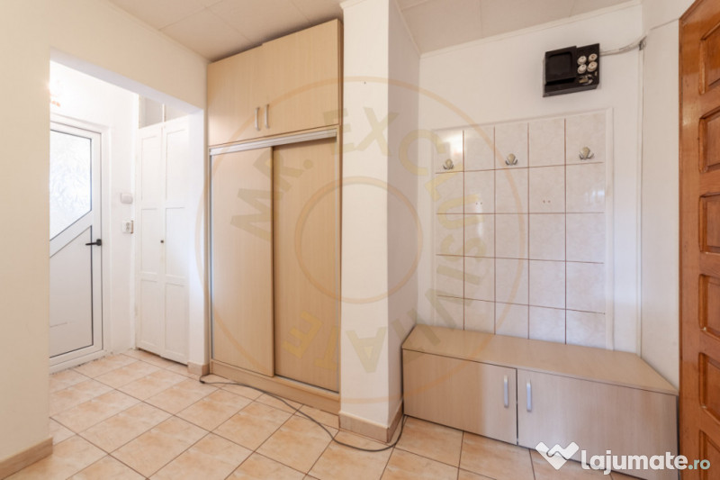 Mioveni, 2 camere, 50mp, decomandat, acces imediat catre Uzi 