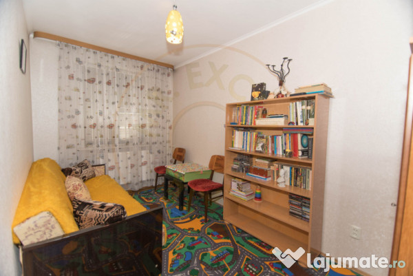 Apartament 3 camere Calea Bucuresti Etaj 1, Pitesti