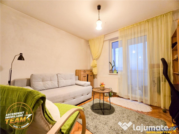 Schimb cu 2 camere plus diferenta: 3 camere,Central,decoman