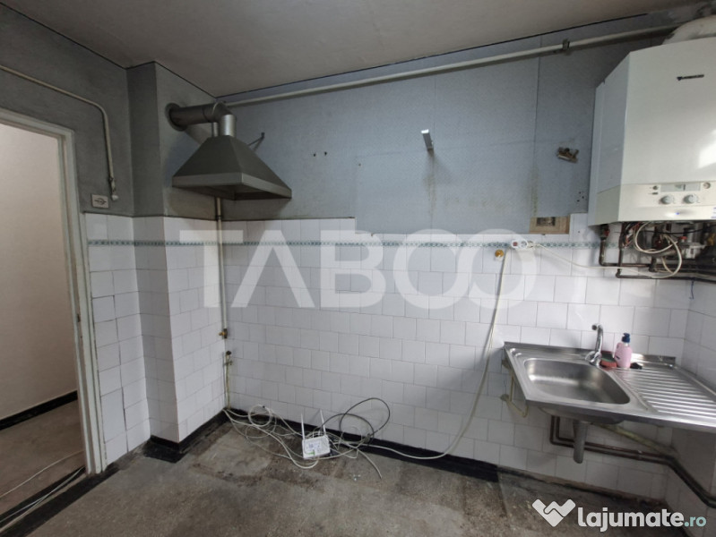 Cenusareasa apartamentelor - renovabil- balcon pivnita Mihai
