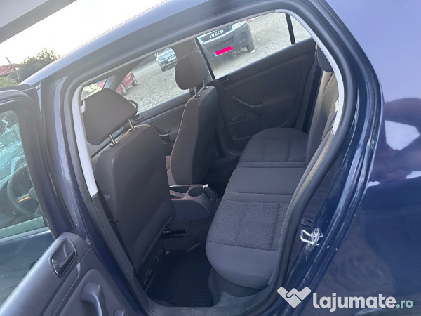 VW Golf 5 1.4 MPI 75 CP 2005 