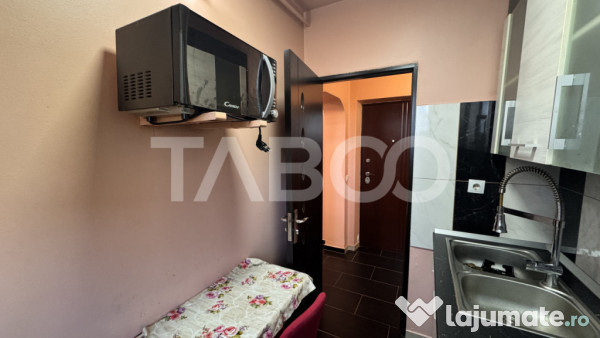 Garsoniera de inchiriat 25mp mobilata utilata parcare balcon