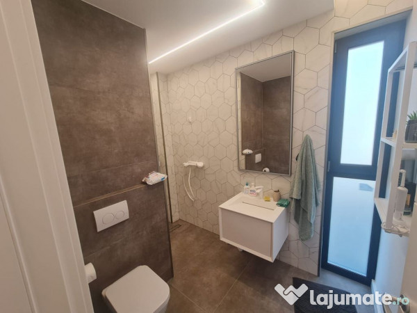 Vila indiv-stil medit.,2parcari,curte/centru Popesti-Leor...