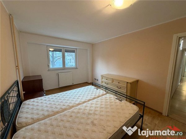 Apartament 4 camere transformat in 3, etaj 1, 100mp, Pictor