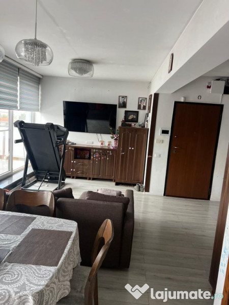 PENTHOUSE 4 CAMERE, 3 BAI SI 2 TERASE 204 MP ZONA COICIU 